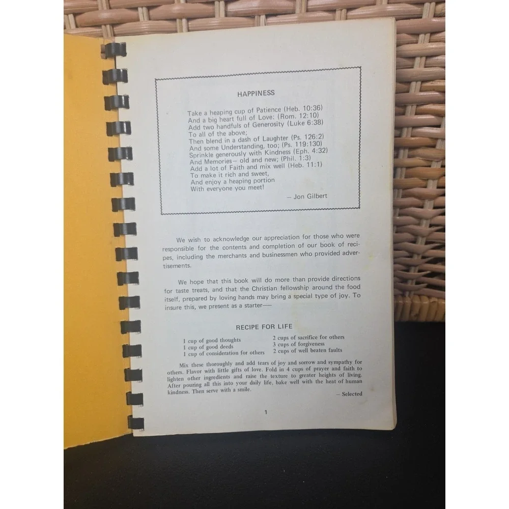 The Hopewell Dinner Bell Moravian Church Winston-Salem NC 1971 Cookbook Spiral‎